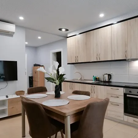 Apartment Cattleya Golem (Tirana)