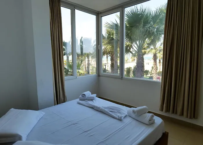 Cattleya * Golem (Tirana)